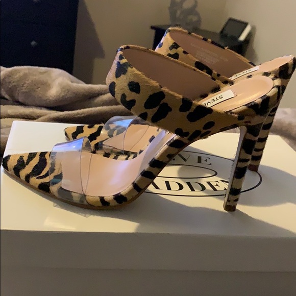 Steve Madden leopard Heels - Picture 2 of 4